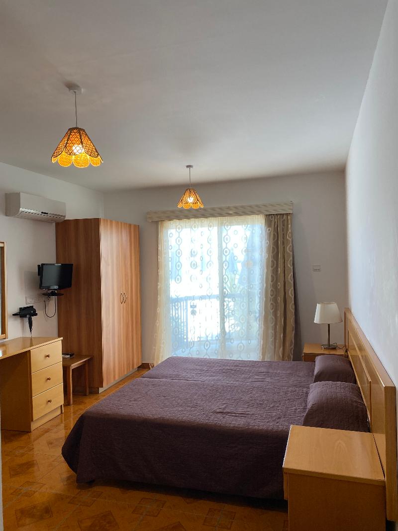 Alexia Hotel Apartments - Oda