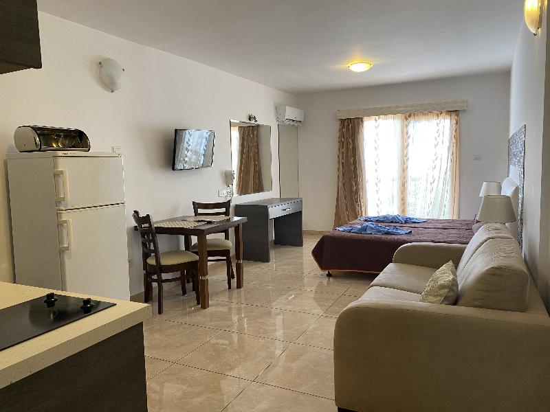 Alexia Hotel Apartments - Oda