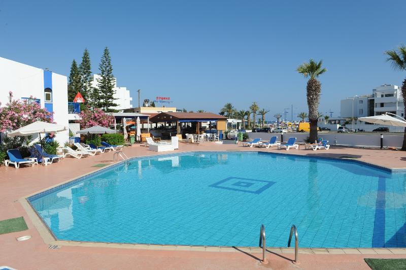 Alexia Hotel Apartments - Havuz