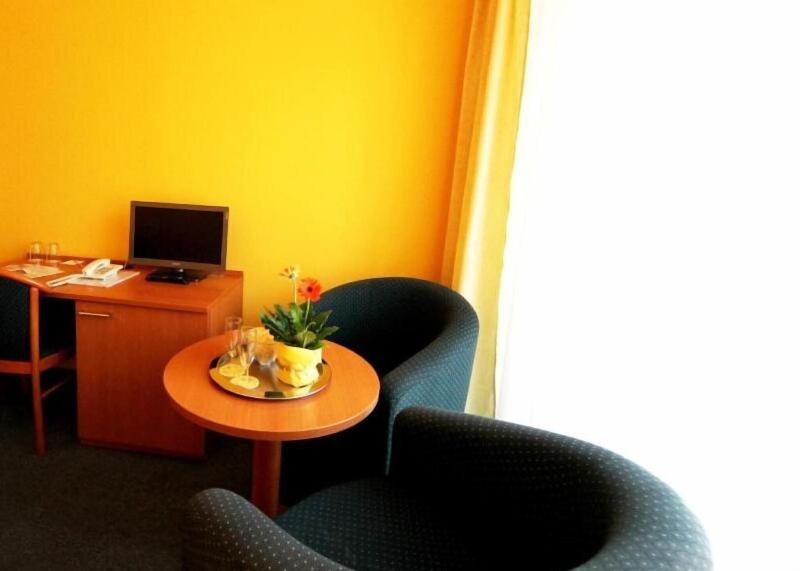 Hotel Meritum - Lobi
