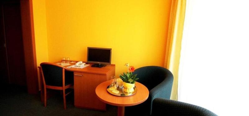 Hotel Meritum - Lobi