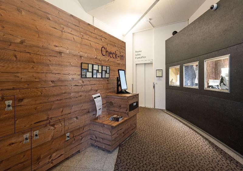 Hotel Ambassador Lucerne - Lobi