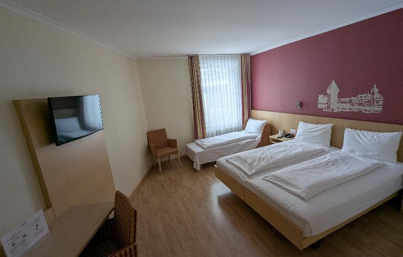 Hotel Ambassador Lucerne - Oda