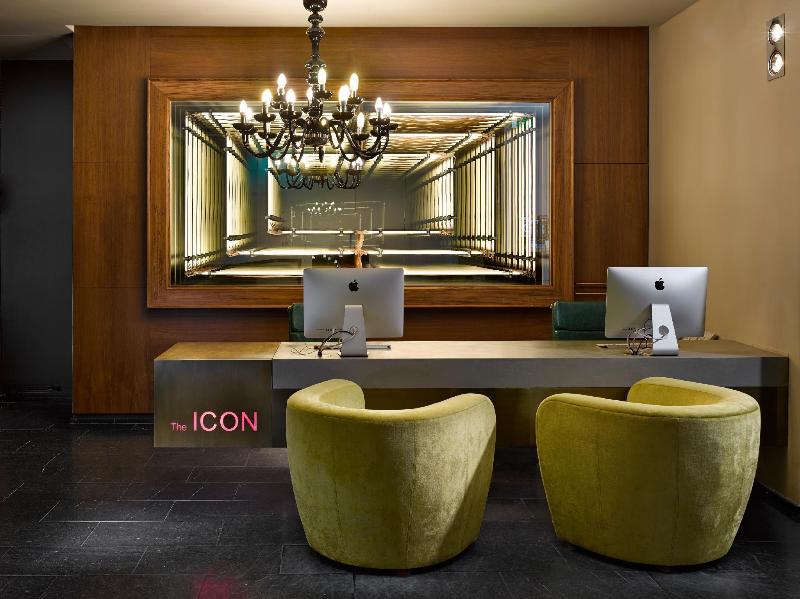 The Icon Hotel & Lounge - Lobi
