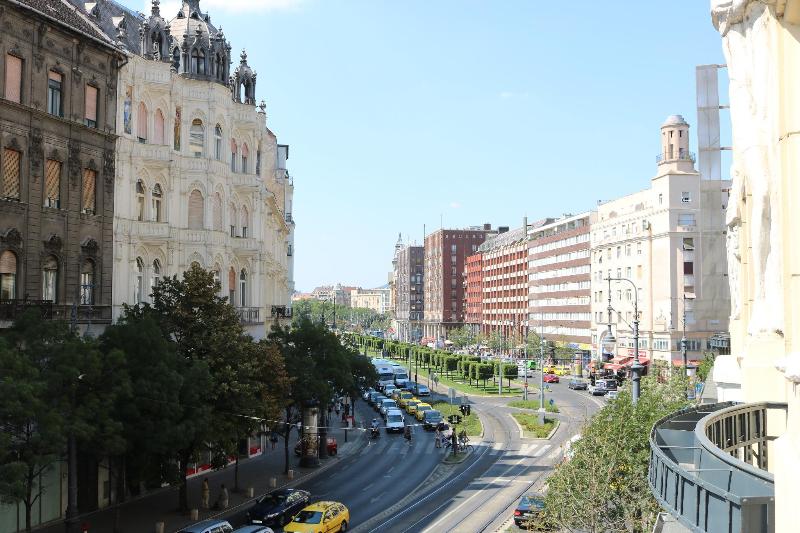 Budapest Panorama Central - Genel