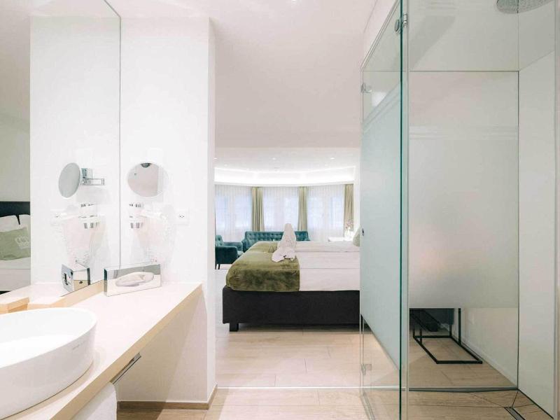 Hotel Krone - Oda