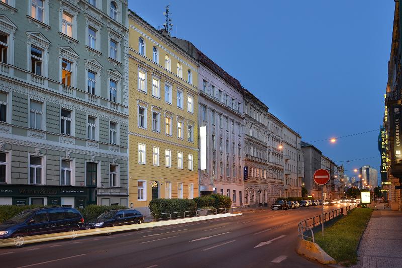 Prague Season - Genel