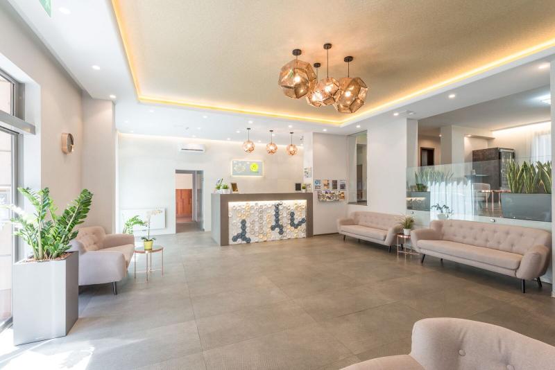 Corvin Plaza Apartments & Suites - Lobi