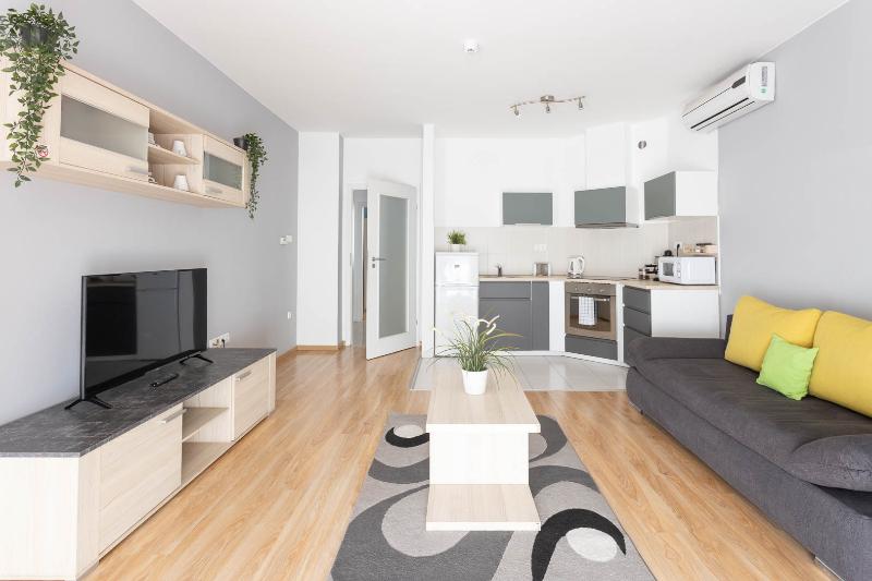 Corvin Plaza Apartments & Suites - Oda