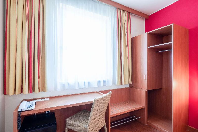 City Hotel Budapest - Oda
