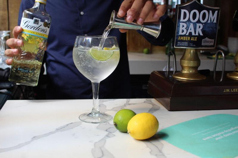 The Mitre Hotel - Bar