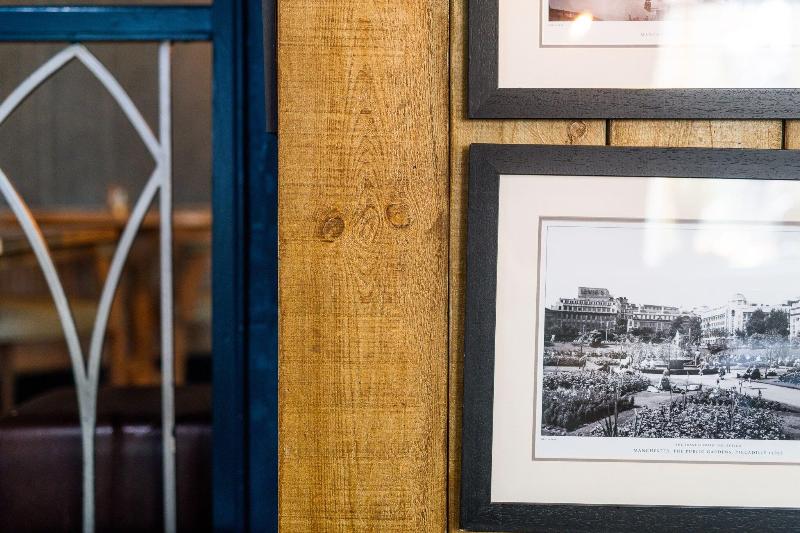 The Mitre Hotel - Lobi