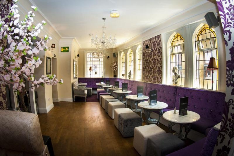 The Mitre Hotel - Genel