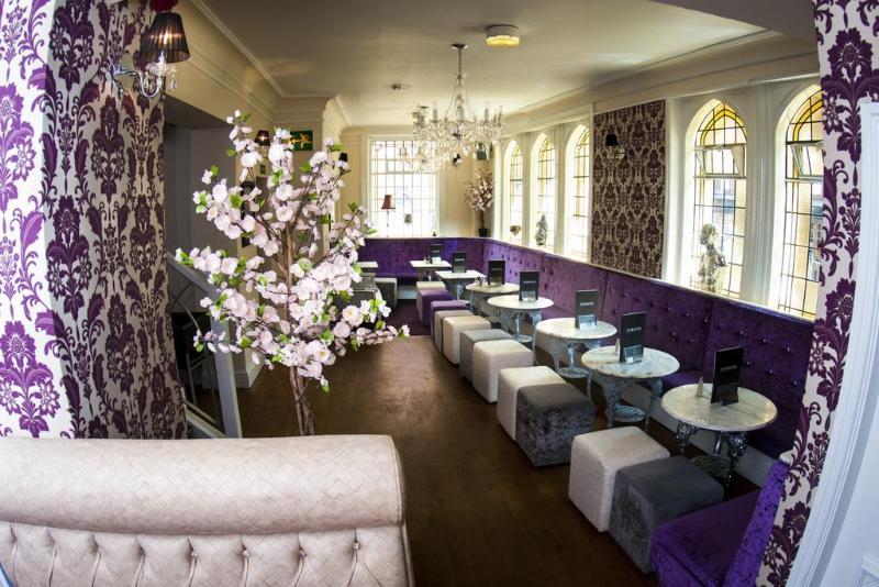 The Mitre Hotel - Genel