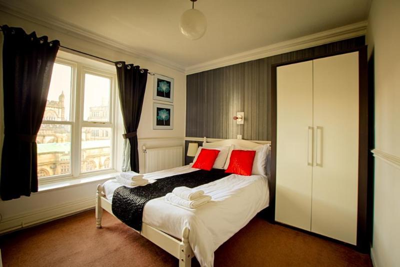 The Mitre Hotel - Genel