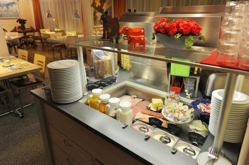 Hotel Derby Action & Relax Hub - Restoran