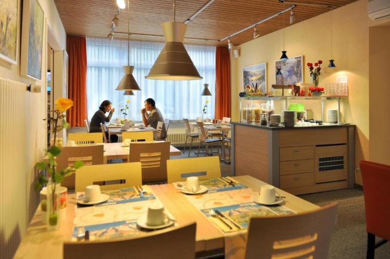 Hotel Derby Action & Relax Hub - Restoran