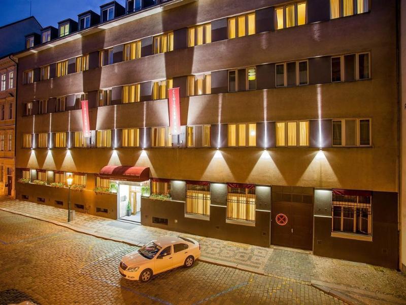 Cloister Inn - Genel