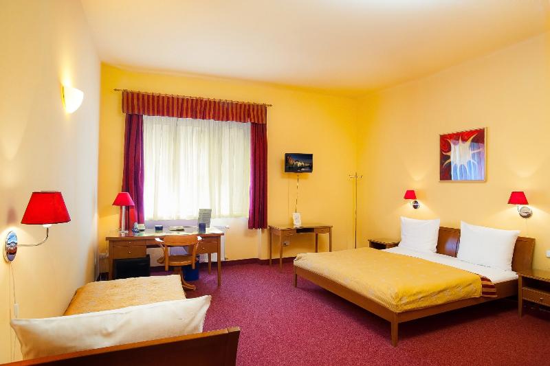 Cloister Inn - Oda