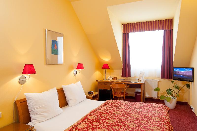 Cloister Inn - Oda