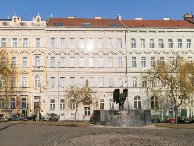 Hotel Klarov - Genel