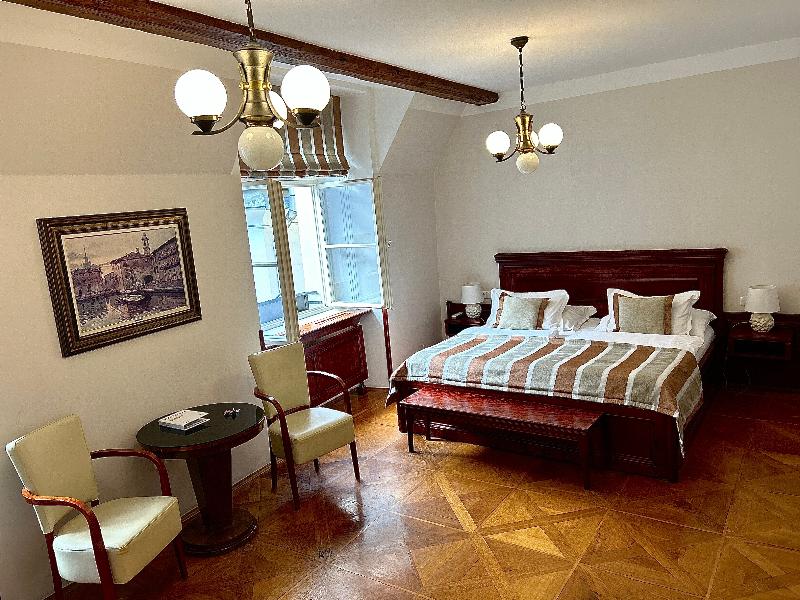 Grand hotel Praha - Genel