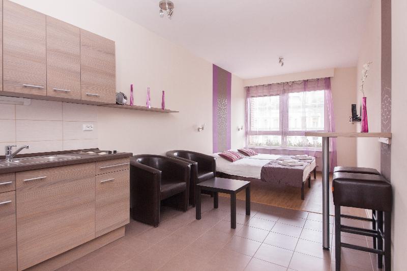 K9 Residence - Genel