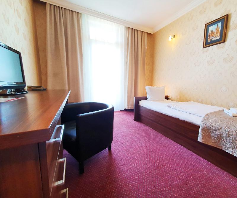 Hotel Relax Inn - Oda