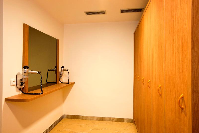 Hotel Relax Inn - Havuz