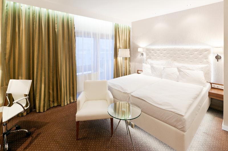 Pytloun City Boutique Self Check-in Hotel - Oda