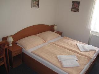 Hotel Attic fotoÄŸrafÄ±