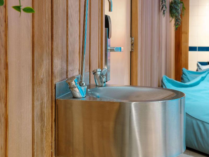 Mercure Hotel Tilburg Centrum - Havuz