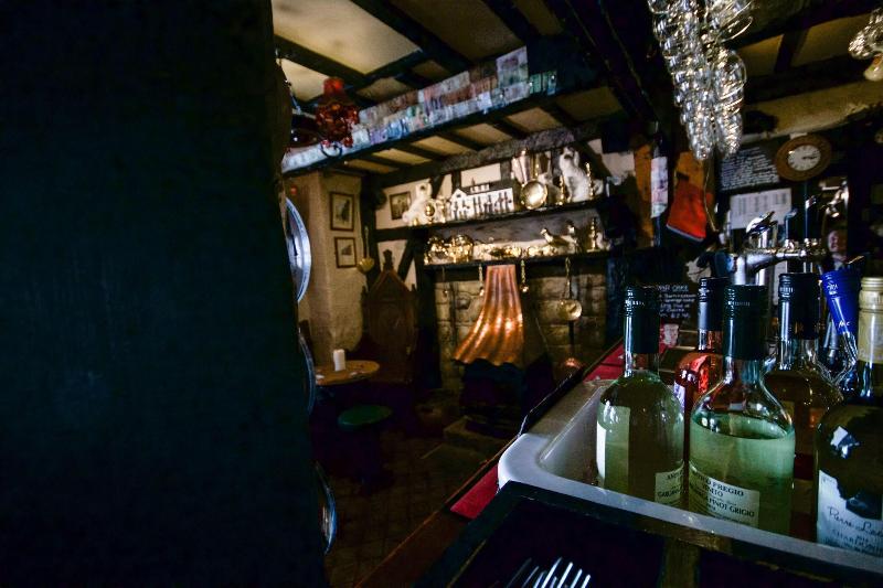 Black Boy Inn - Bar
