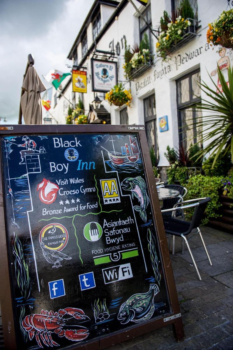 Black Boy Inn - Genel
