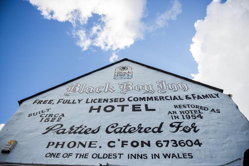 Black Boy Inn - Genel