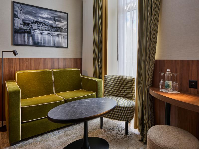 Central Plaza Hotel - Oda