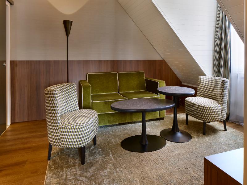 Central Plaza Hotel - Oda