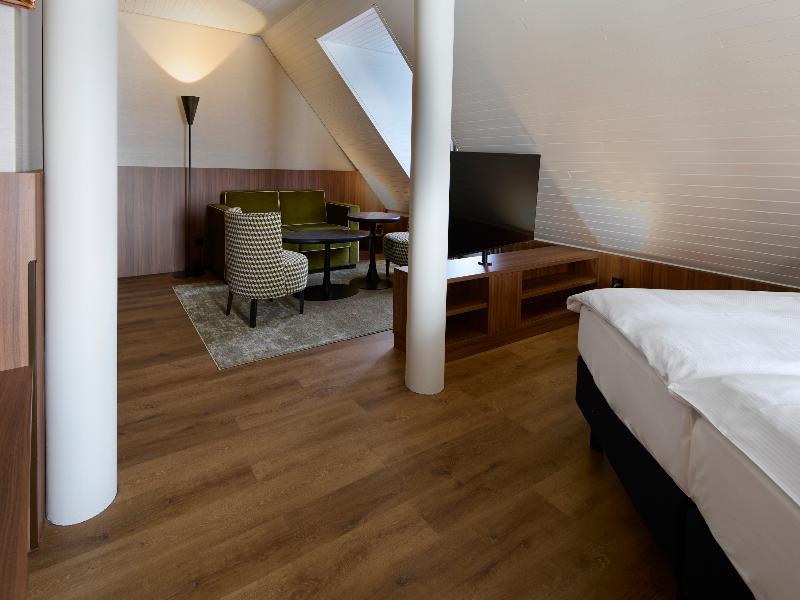 Central Plaza Hotel - Oda