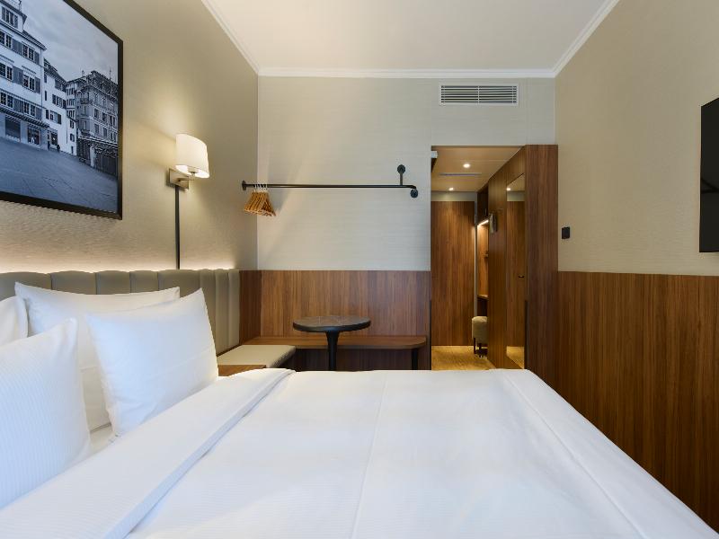 Central Plaza Hotel - Oda