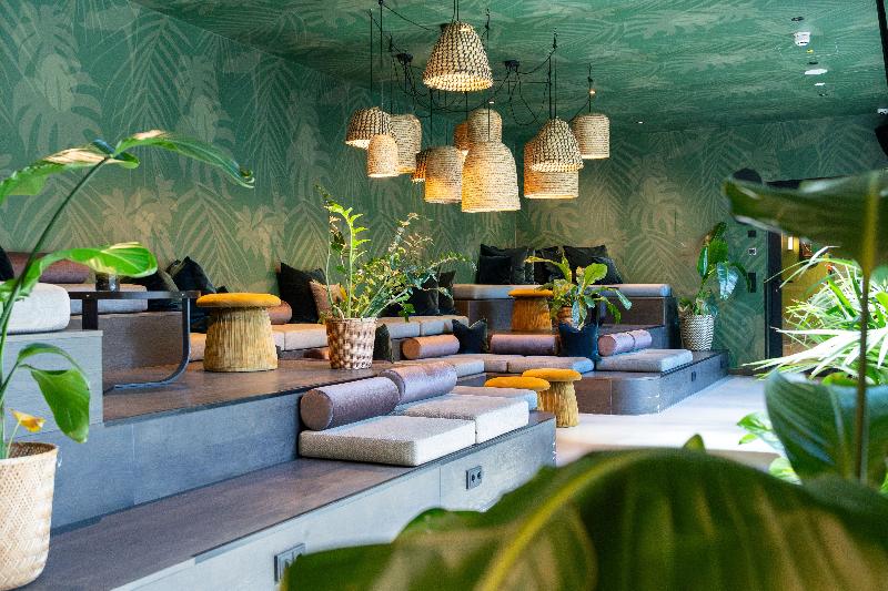 Cocoon Sendlinger Tor - Lobi