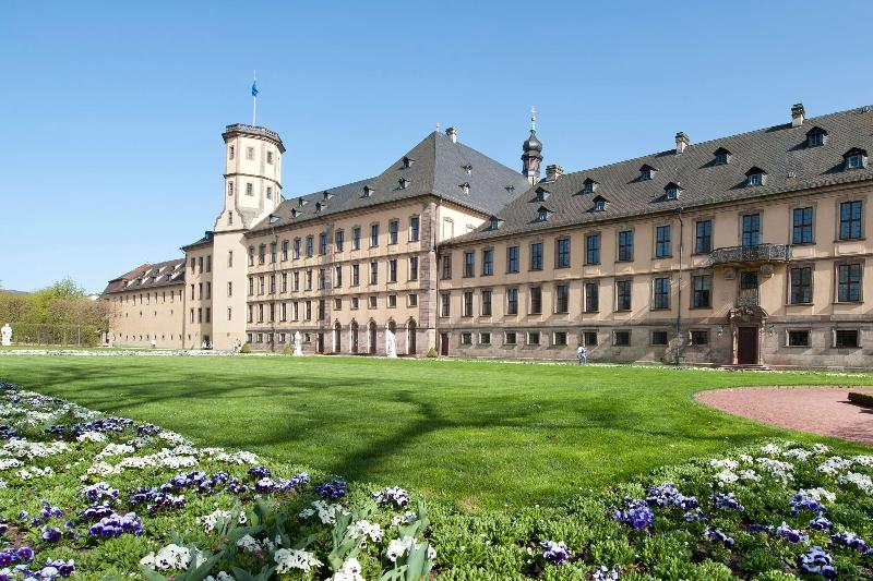 Altstadthotel Arte - Genel