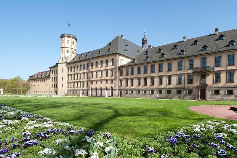 Altstadthotel Arte - Genel
