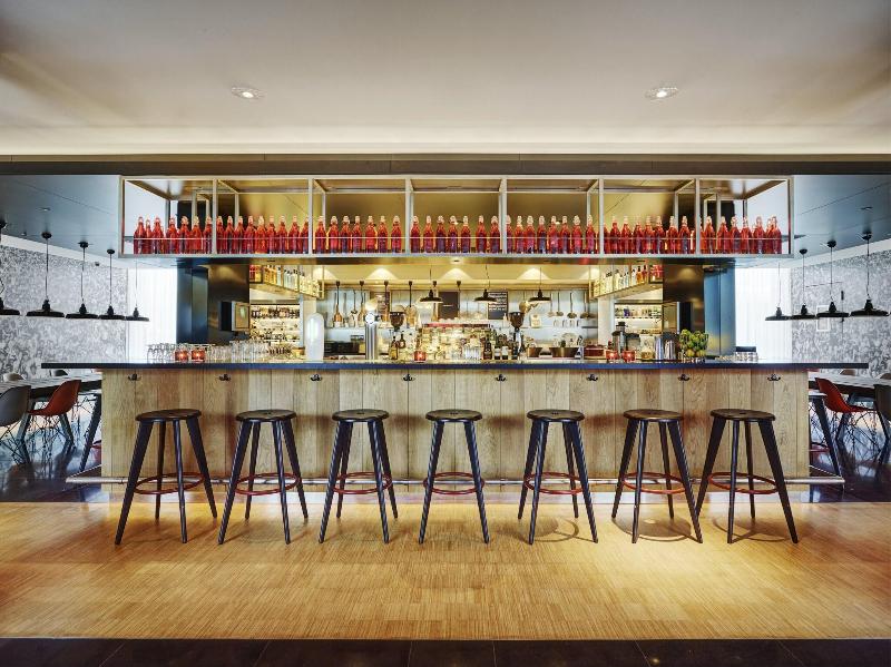 citizenM Schiphol Airport hotel - Bar