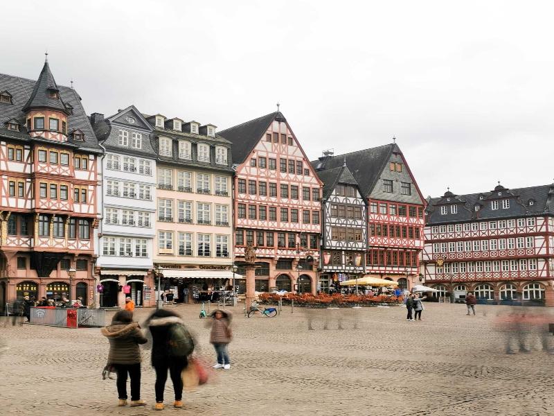 Plaza Hotel & Living Frankfurt - Genel