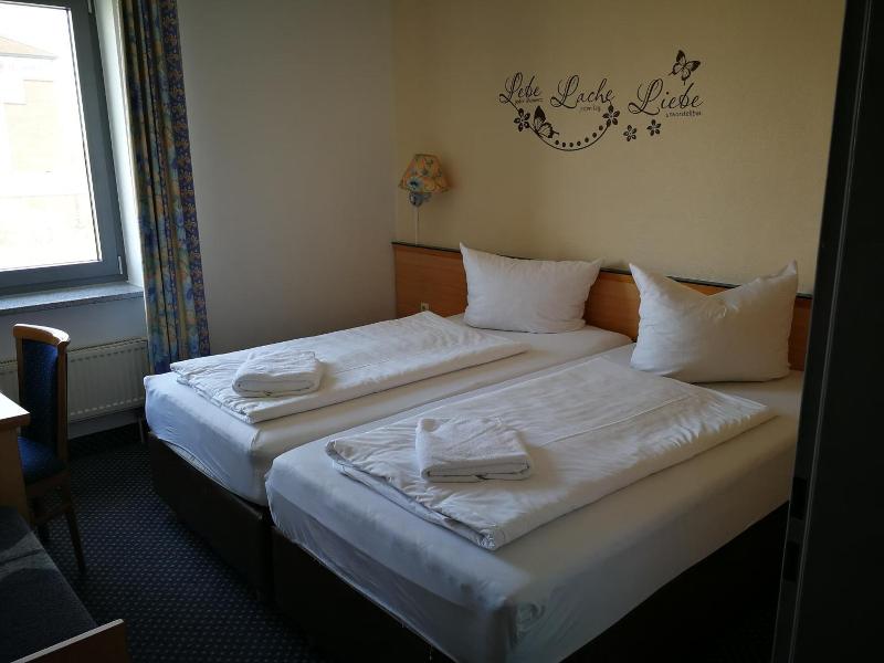 Hotel Near By - Genel