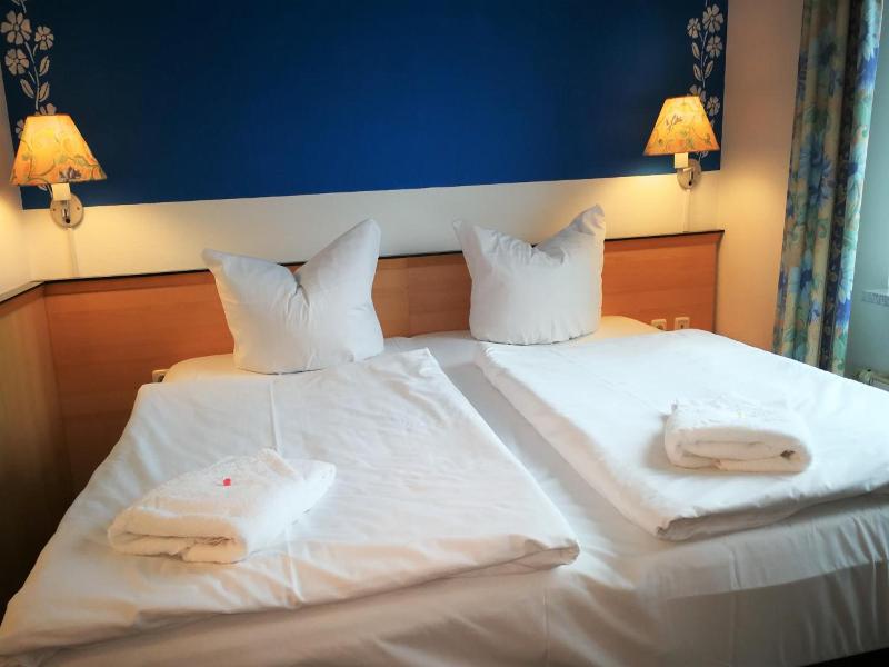 Hotel Near By - Genel