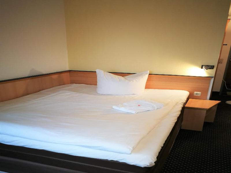 Hotel Near By - Genel