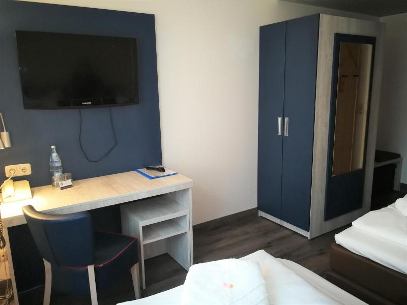 Hotel Near By - Oda