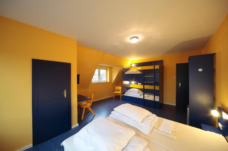 Bed'nBudget Expo-Hostel Dorms - Oda