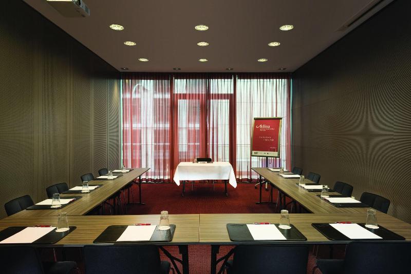 Adina Hotel Frankfurt Neue Oper - Toplantı